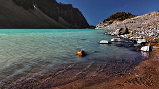 湖畔美景