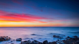海边绚丽日出美景