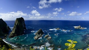 海岛壮美海景风光如画