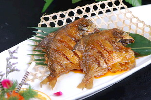 香煎鲳鱼