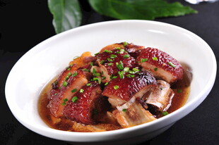 美味红烧肘子