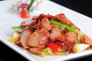 美味爆炒松板肉