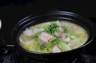 砂锅白菜炖肉