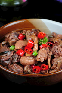 香辣美味炒鸭