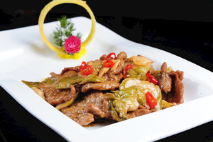 酸菜炒牛肉