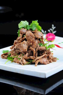 美味凉拌牛肉 