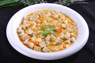 蟹粉烩豆腐