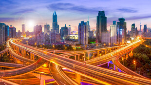 繁华都市立交桥夜景