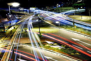 城市道路车流光影夜景