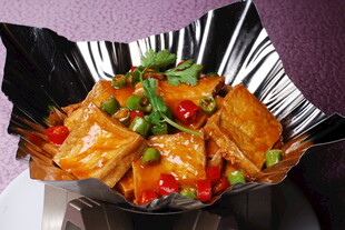 锡纸包裹的美味豆腐