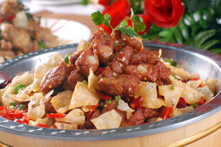美味香酥炒肉块