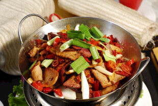 干锅牛杂