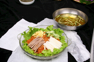 新鲜食材拼盘