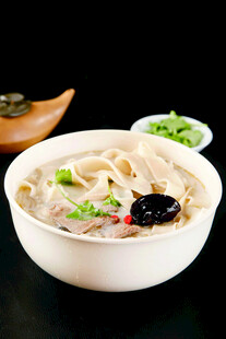 鲜香馄饨汤