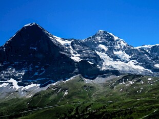 壮丽雪山美景