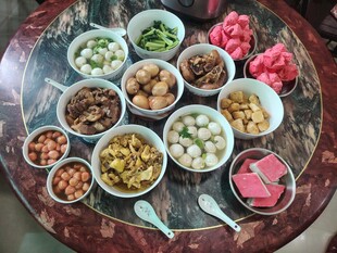 丰盛菜肴