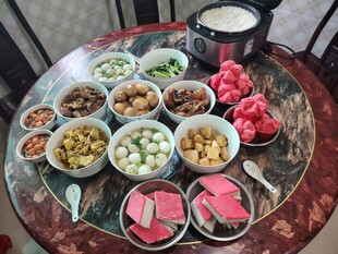 丰盛菜肴