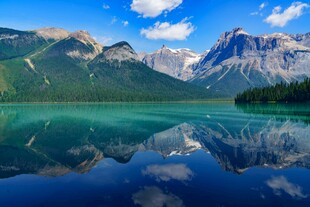 美丽山水湖景自然风光图
