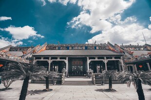岭南建筑代表广州陈家祠大门