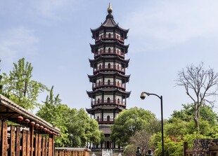 南昌绳金塔