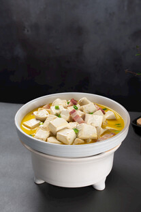 咸肉炖豆腐
