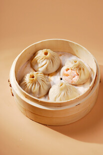 鲜虾小笼包