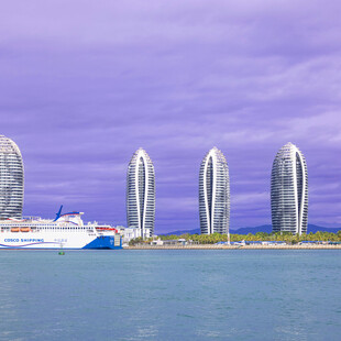 海滨城市独特建筑景观