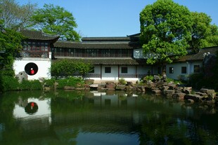 江南古典园林静谧水景
