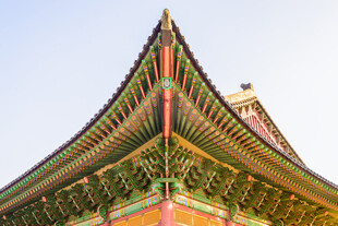 中式古建筑飞檐一角