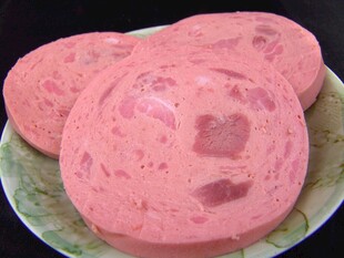 粉色午餐肉切片