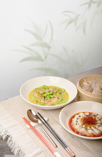 中式美味佳肴摆桌展示