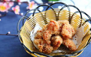 金黄酥脆炸肉丸