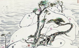 水墨雪景中的灵动花枝