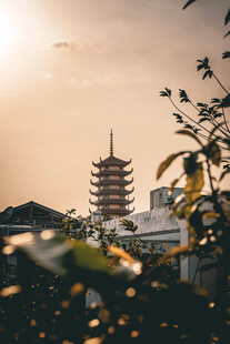 夕阳下的古塔风景