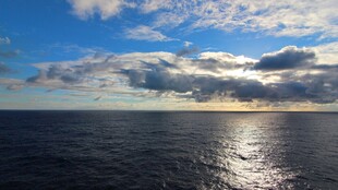 海上日落美景