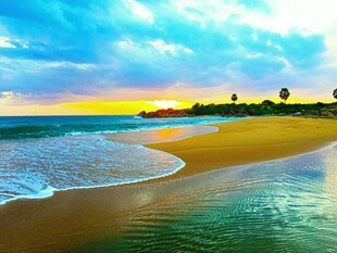 美丽海滨黄昏景色