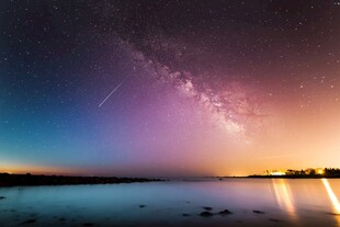 湖畔星空美景