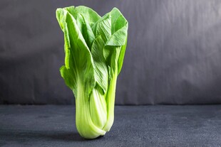 一颗鲜嫩的小白菜
