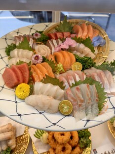刺身拼盘