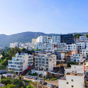 山城多彩建筑群景观