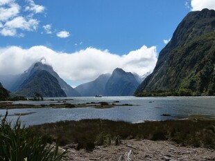 新西兰米尔福德峡湾美景