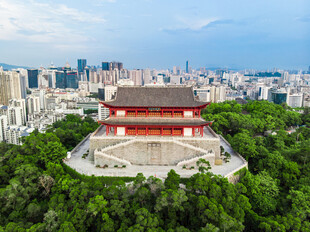 城市中的古典建筑景观