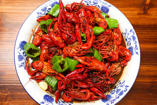 美味香辣小龙虾