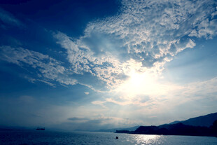 海上日出美景