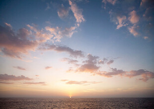 海上日出美景