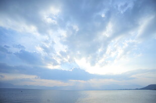 海上日出美景