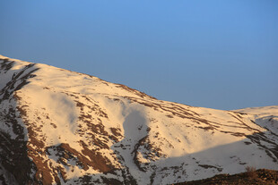 雪山壮丽风光