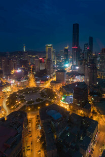 城市璀璨夜景俯瞰图