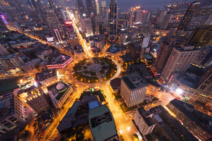 城市夜景繁华交通枢纽