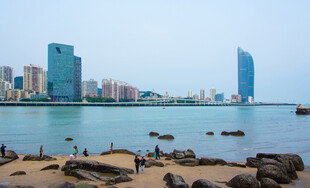 海滨城市美丽天际线景观